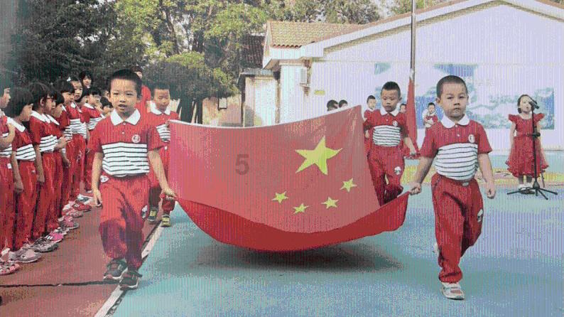 《慈悲城》已过时，这本小说突然被书虫狂追，反压《十年》成榜首